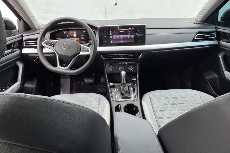 大众 朗逸 2023款 300TSI DSG满逸版中控内饰7001