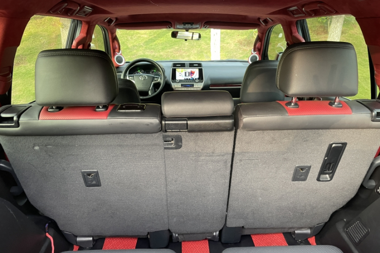 丰田 普拉多 2019款 3.5L 自动TX-L尊享版后挂备胎中控内饰7012