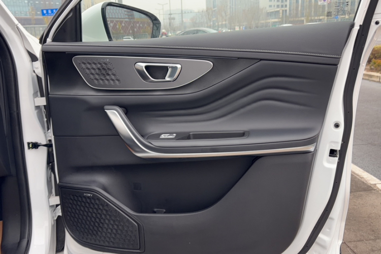 星途追风 2023款 1.6T DCT乘风起版中控内饰7005