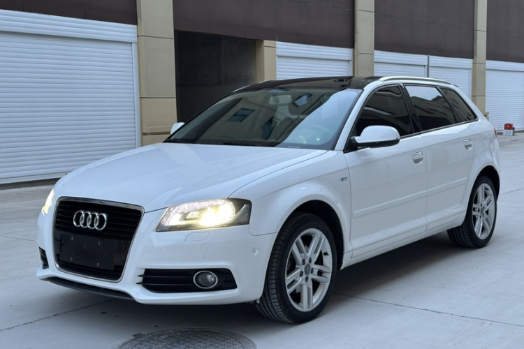 奥迪A3(进口) 2013款 Sportback 35 TFSI 豪华型车身外观1