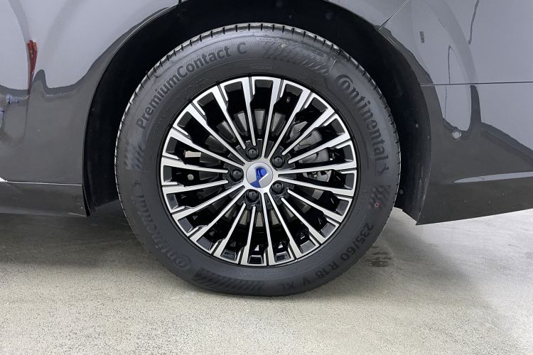 腾势D9 2022款 DM-i 970 四驱旗舰型车身外观6006