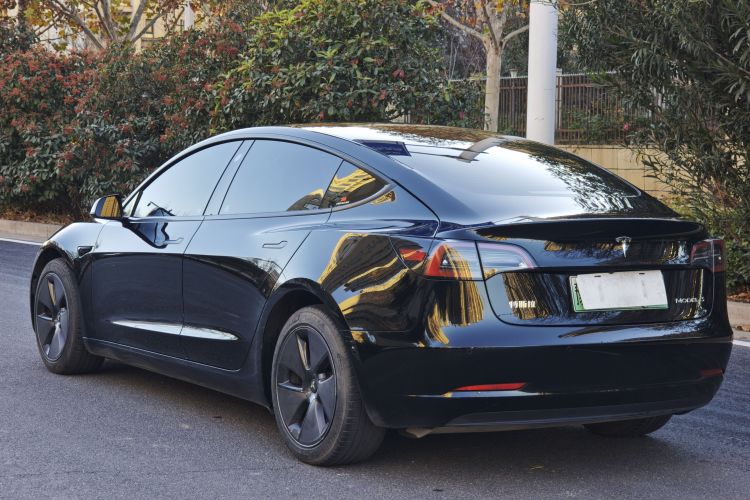 特斯拉 Model 3 2022款 后轮驱动版车身外观6004
