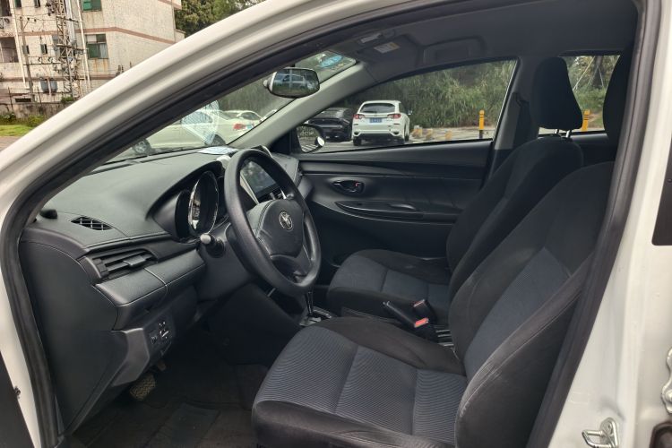 丰田 YARiS L 致享 2019款 1.5E CVT魅动版 国VI中控内饰7003