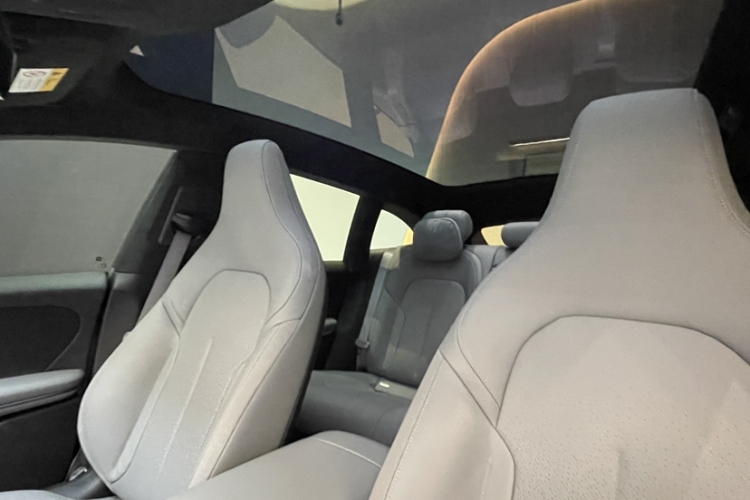 蔚来ET5T 2023款 75kWh Touring中控内饰7005