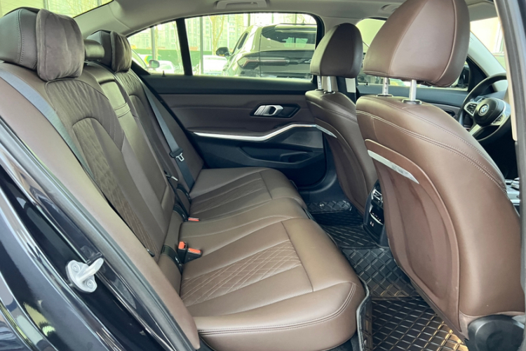 宝马i3 2022款 eDrive 35 L中控内饰7007