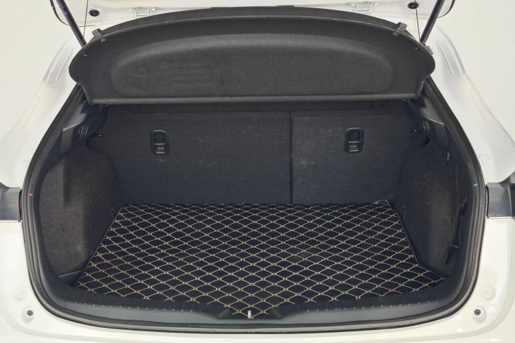 马自达CX-4 2016款 2.5L 自动四驱蓝天激情版中控内饰7006