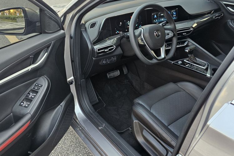 长安 逸动 2020款 PLUS 1.6L GDI 自动豪华型中控内饰7003