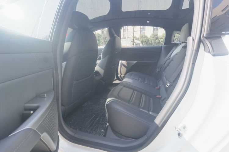 东风奕派 eπ007 2024款 200Pro增程版中控内饰7003