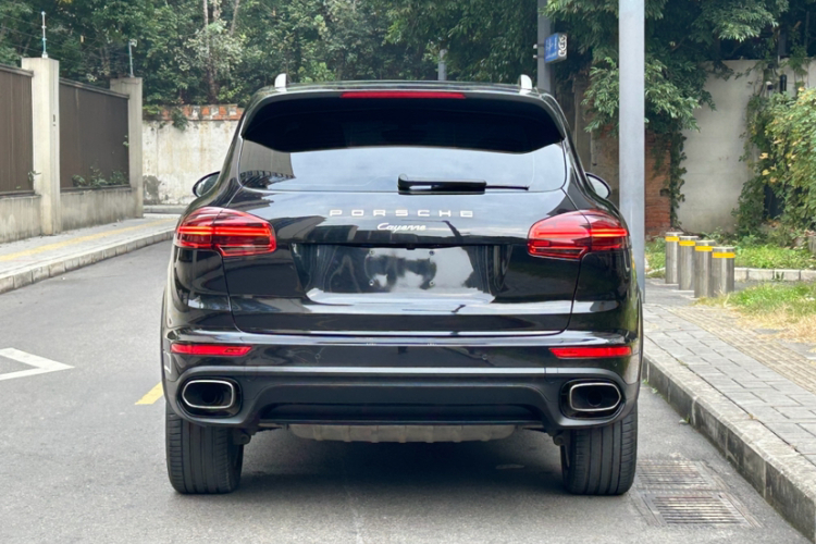 保时捷 2016款 Cayenne Platinum Edition 3.0T车身外观6008
