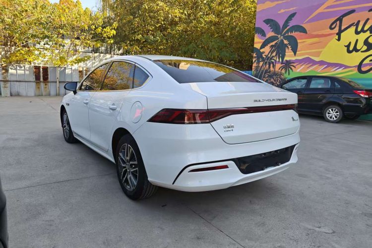 比亚迪 秦PLUS 2021款 DM-i 55KM 旗舰型车身外观6006