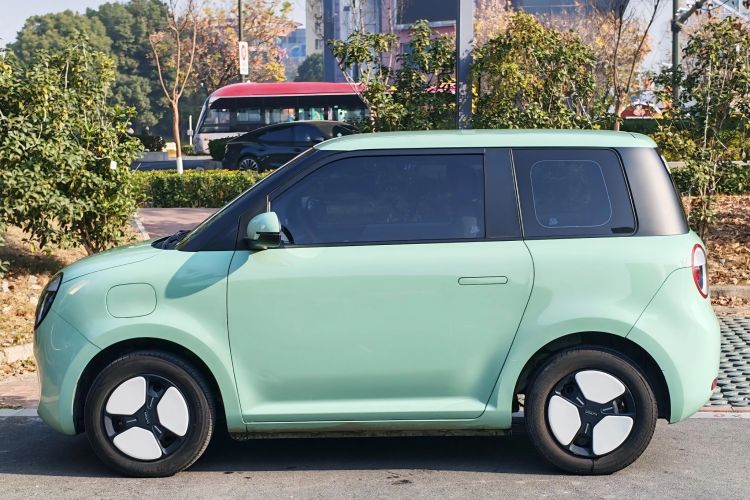 长安启源 长安Lumin 2022款 210km 香甜款车身外观6003