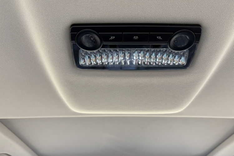 宝马5系 2014款 525Li 豪华设计套装局部细节22