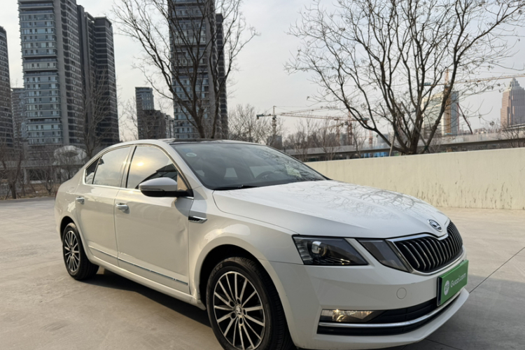 斯柯达 明锐 2018款 1.6L 自动豪华版车身外观6008