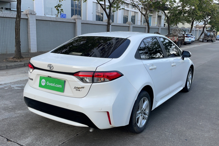 丰田 雷凌 2022款 185T CVT豪华版车身外观6004