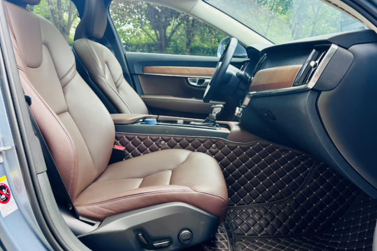 沃尔沃S90 2020款 T5 智逸豪华版局部细节9005