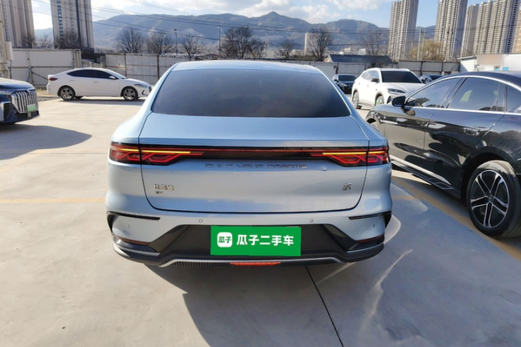 比亚迪 汉 2023款 EV 冠军版 605KM前驱尊贵型车身外观6004