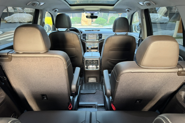 大众 途昂 2017款 380TSI 四驱豪华版中控内饰7002