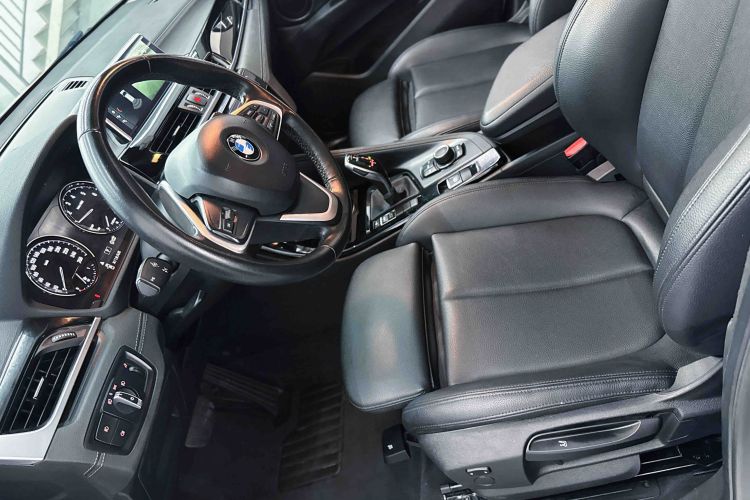 宝马X2(进口) 2019款 sDrive20i M越野套装 国VI中控内饰7005