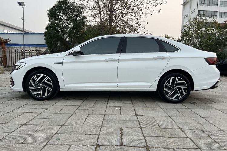 大众 速腾 2025款 300TSI DSG超越版车身外观6003