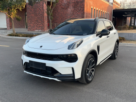 领克01 2023款 1.5TD EM-F 晨曦