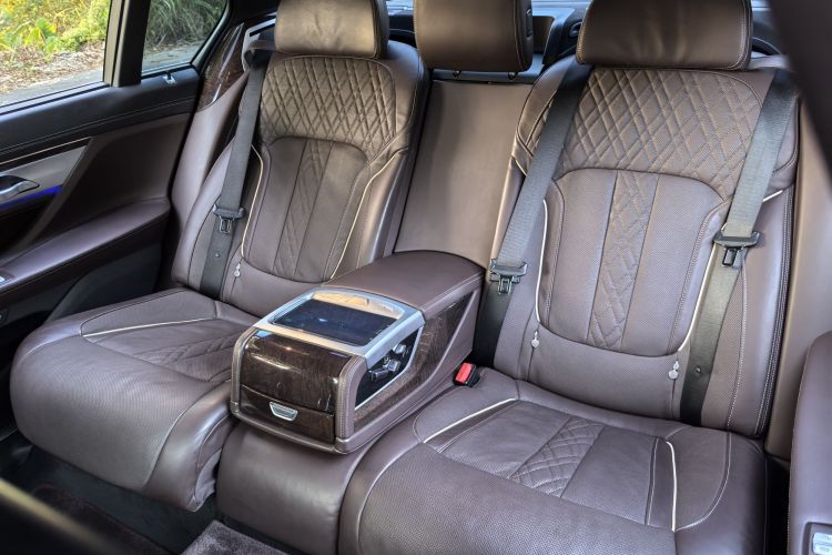 宝马7系 2017款 740Li xDrive 豪华型中控内饰7006