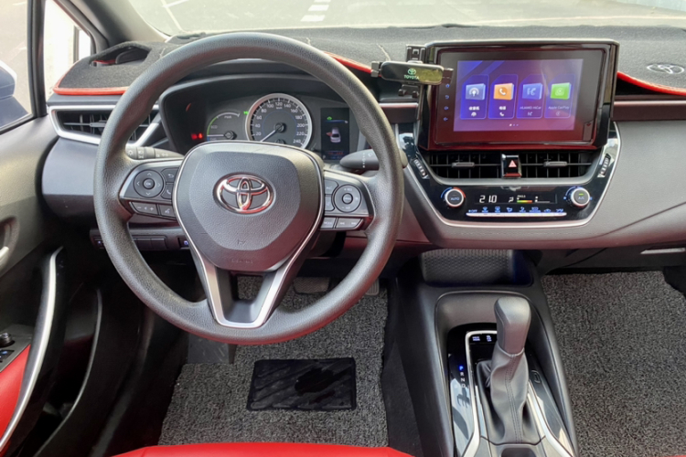 丰田 雷凌 2022款 双擎 1.8H E-CVT领先版局部细节13