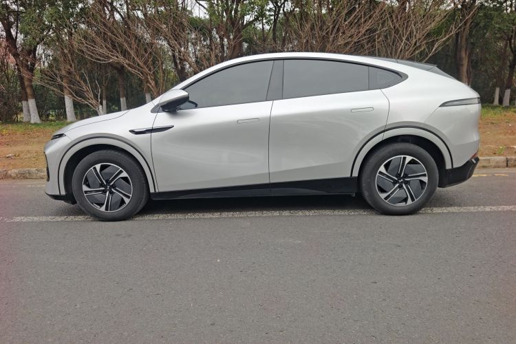 小鹏G6 2023款 580 长续航 Pro车身外观6005