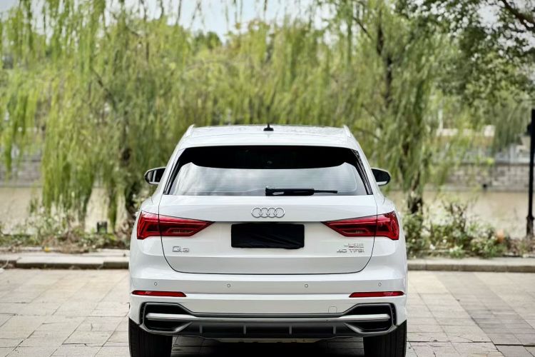 奥迪Q3 2021款 40 TFSI 时尚动感型车身外观6003