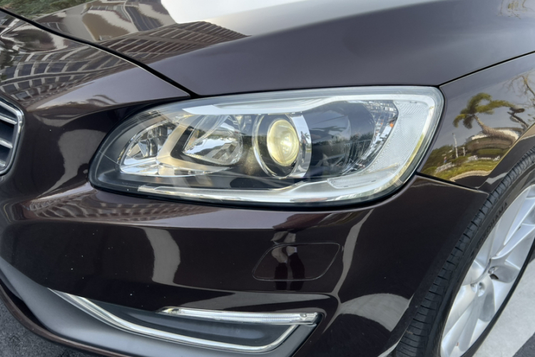 沃尔沃S60 2018款 S60L T3 智进版局部细节36