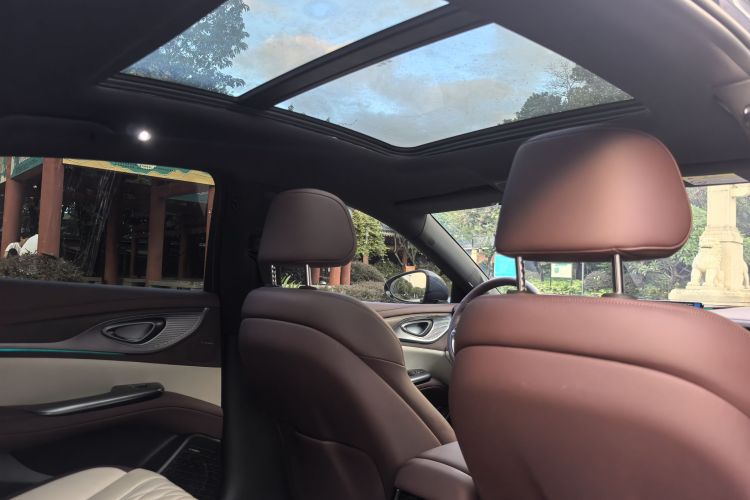 比亚迪 海豹 2023款 DM-i 1.5T 200km 旗舰型局部细节23