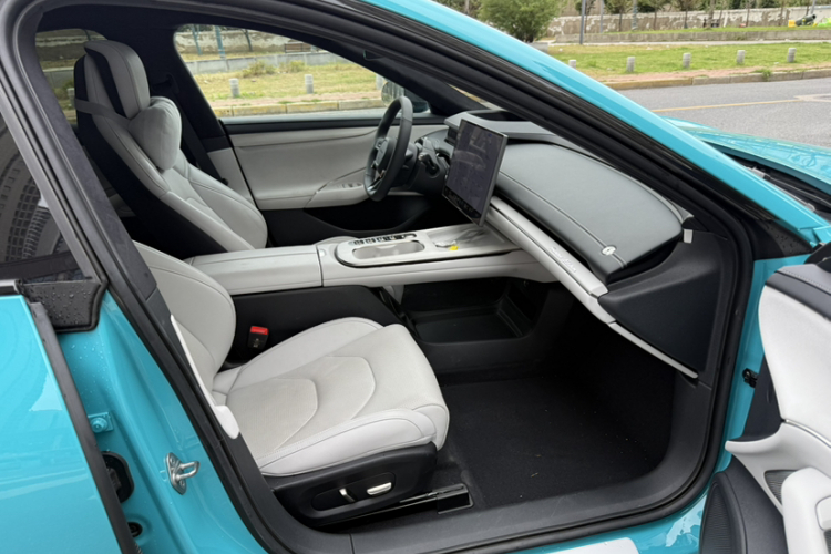 小米汽车 小米SU7 2024款 四驱Max创始版局部细节41