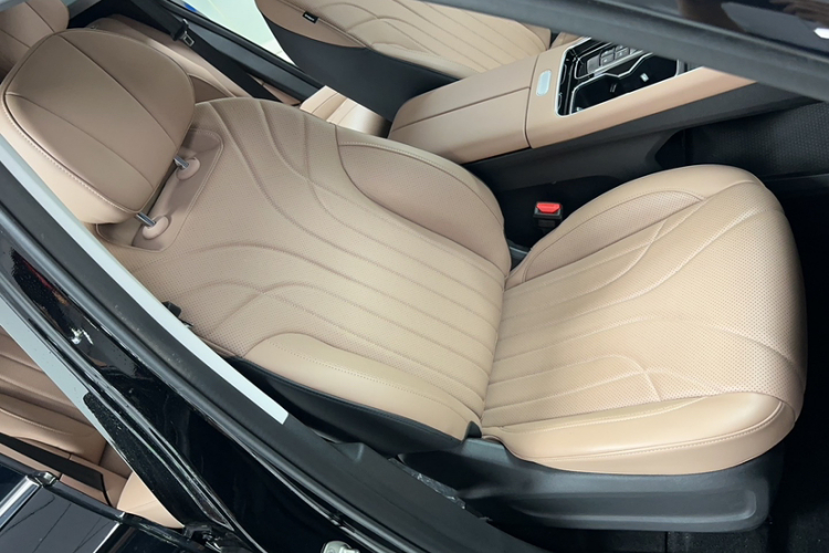 奇瑞 瑞虎8 L 2024款 2.0T 两驱豪华版 5座局部细节41