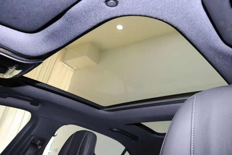 奔驰C级 2023款 改款 C 260 L 运动版局部细节22