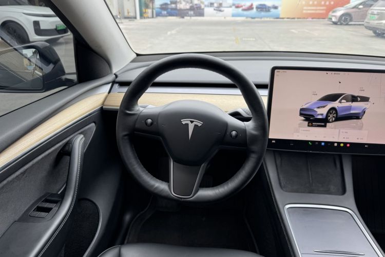 特斯拉 Model Y 2022款 改款 后轮驱动版局部细节9001