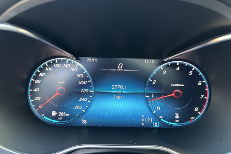 奔驰C级 2021款 C 200 L 时尚型运动版中控内饰15