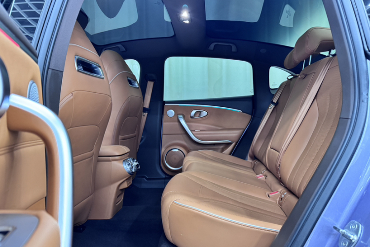 欧拉闪电猫 2022款 555km 尊贵版中控内饰7001