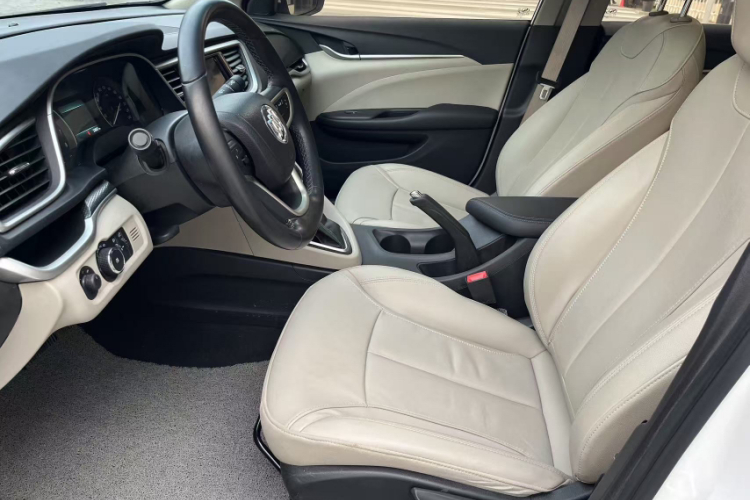 别克 英朗 2019款 15T 双离合互联精英型 国VI中控内饰7001