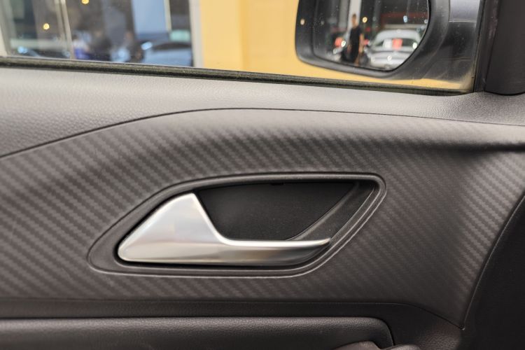 奇瑞 瑞虎3X 2020款 质享版 1.5L CVT豪华版中控内饰7013