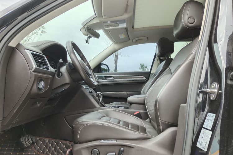 大众 途昂 2017款 530 V6 四驱至尊旗舰版中控内饰7004