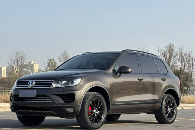 大众 途锐 2016款 3.0TSI 标配型车身外观1