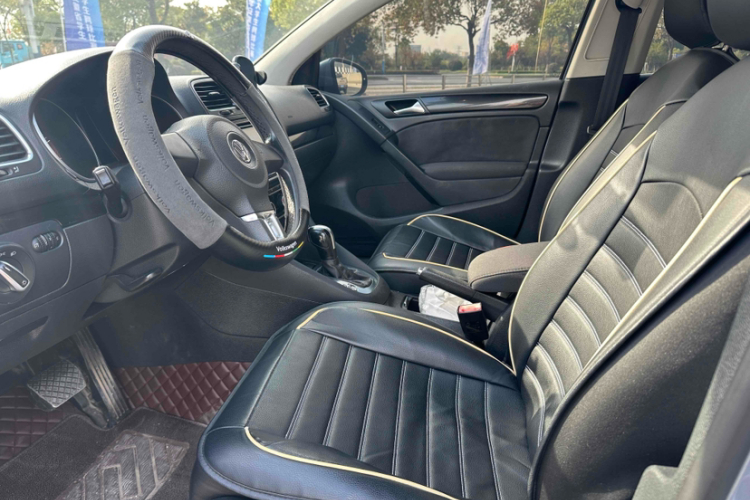 大众 高尔夫 2011款 1.6 自动舒适型中控内饰7002