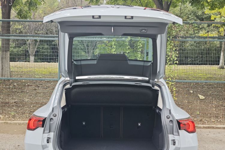 宝马X2(进口) 2024款 sDrive25i M运动套装中控内饰7006