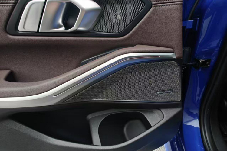 宝马3系 2020款 改款 325i M运动曜夜套装中控内饰7006