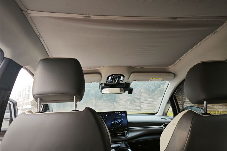 埃安 AION V 2022款 Plus 80 领袖版 三元锂中控内饰7008