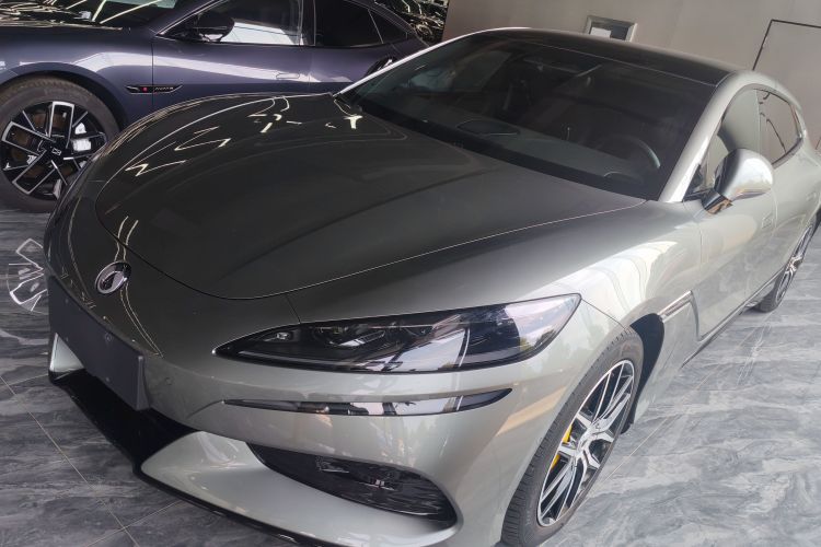 腾势Z9GT 2024款 630四驱Pro版车身外观1