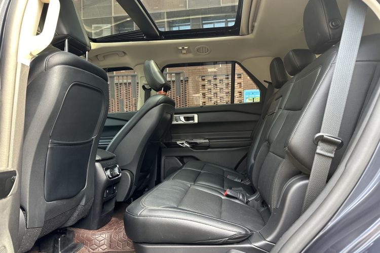 福特 探险者 2020款 EcoBoost 285 四驱钛金版 7座中控内饰7003