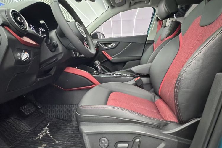 奥迪Q2L 2018款 35 TFSI 时尚动感型 国VI中控内饰7002