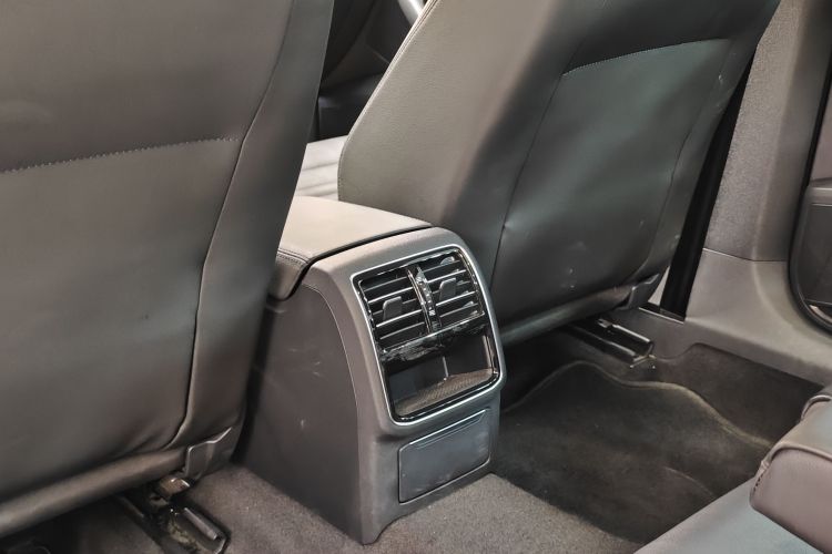 大众 迈腾 2019款 280TSI DSG 舒适型 国VI中控内饰7003