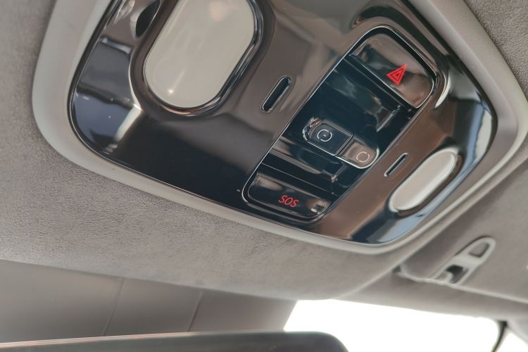 零跑汽车 零跑C01 2023款 增程 316 智享版局部细节9004