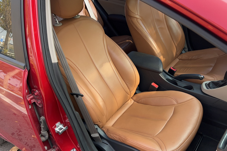 别克 英朗 2016款 15N 自动精英型局部细节41